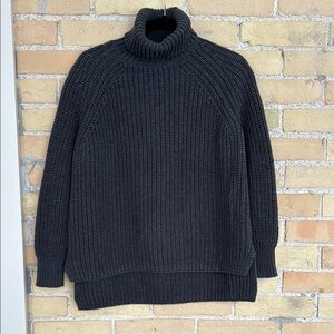 525 America Gray Turtleneck Sweater